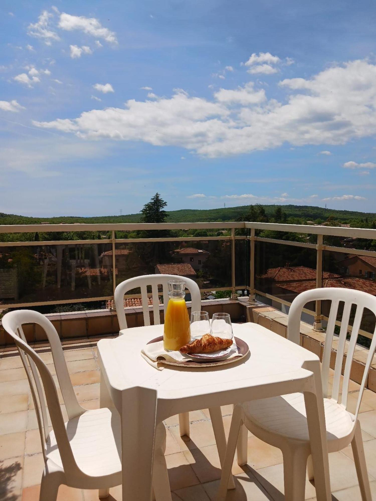 Logis Le Relais Imperial Hotel Saint-Vallier-de-Thiey Luaran gambar