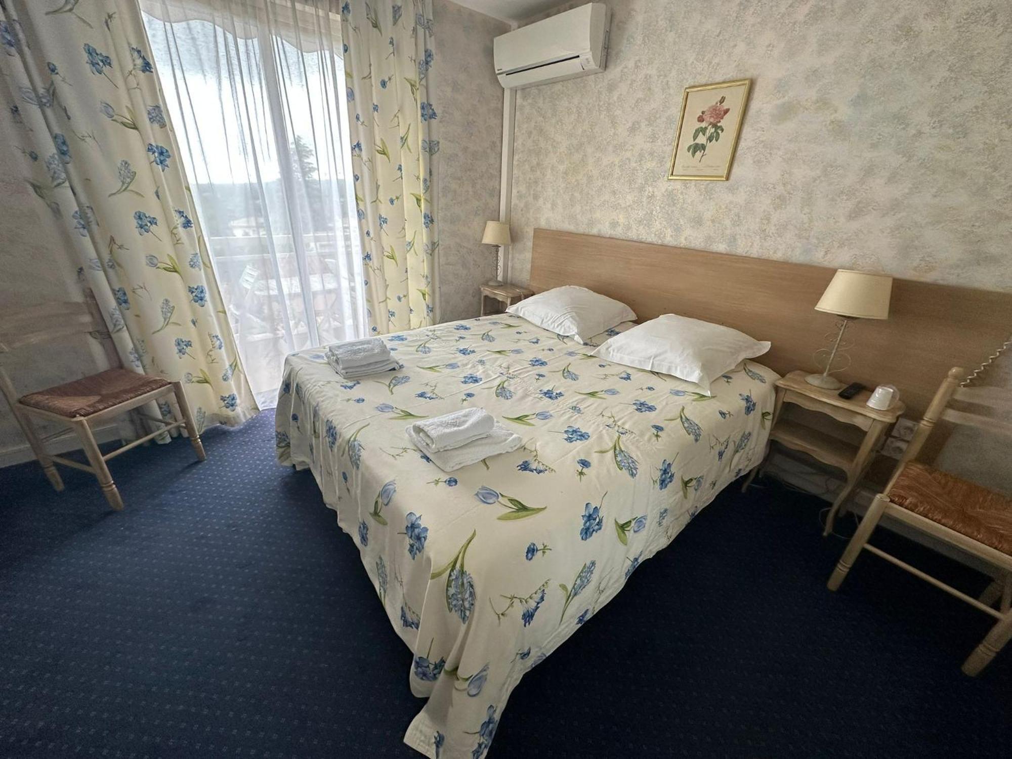 Logis Le Relais Imperial Hotel Saint-Vallier-de-Thiey Luaran gambar