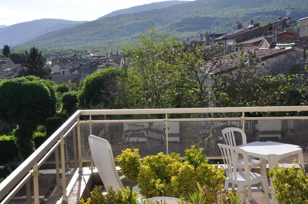 Logis Le Relais Imperial Hotel Saint-Vallier-de-Thiey Luaran gambar