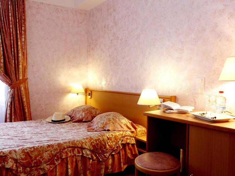 Logis Le Relais Imperial Hotel Saint-Vallier-de-Thiey Luaran gambar